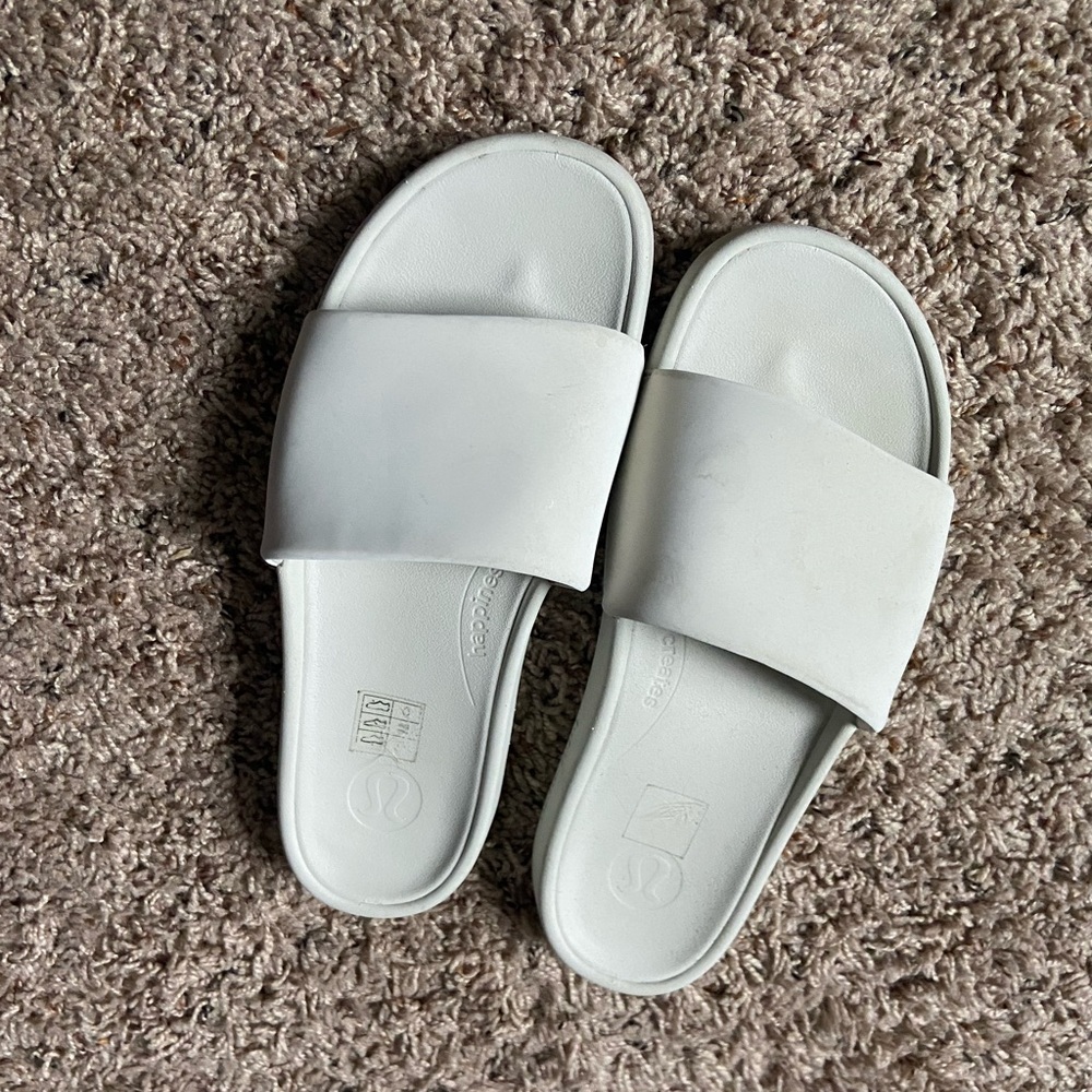 Lululemon Restfeel slides 8